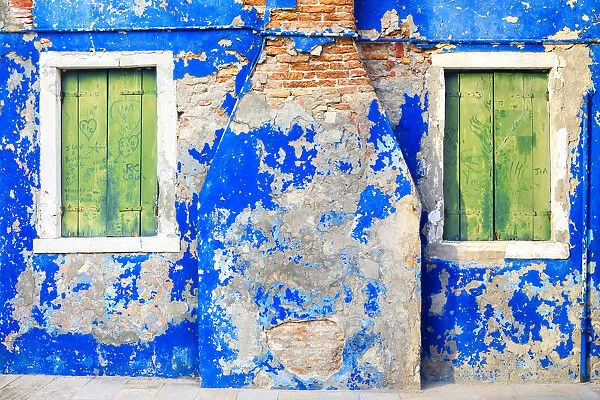 Italy, Burano. Weathered house exterior. Credit as: Jim Nilsen  /  Jaynes Gallery  /  DanitaDelimont