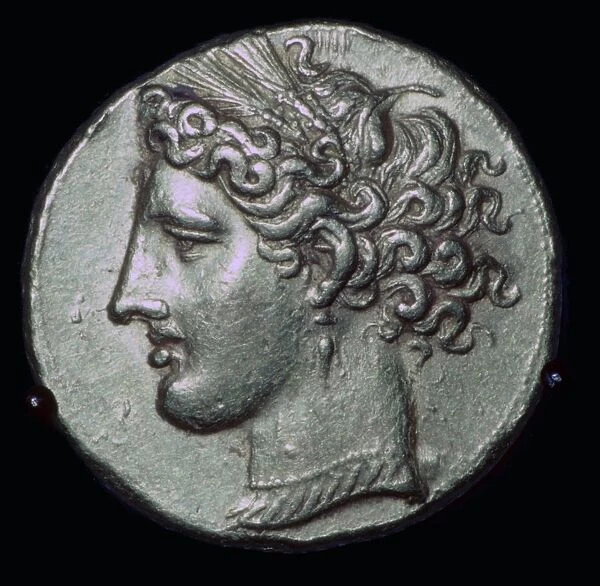 Gold tetradrachm with head of Tanit, 3rd century BC