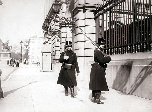 Guards patrolling, Brussels, 1898. Artist: James Batkin