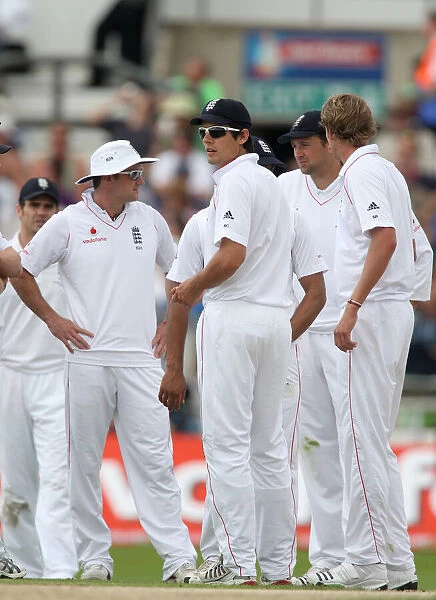 England Players Looking Puzzled