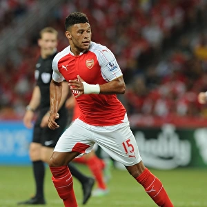 Arsenal's Oxlade-Chamberlain in Action Against Everton at 2015 Asia Trophy in Singapore