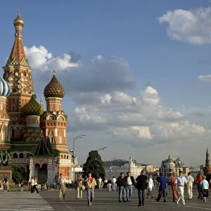Russia, Moscow, Red Square, tourists outside St Basils Cathedral