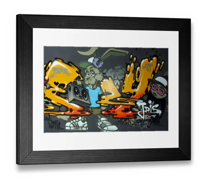 Framed Print : Taiwanese graffiti, Taipei, Taiwan