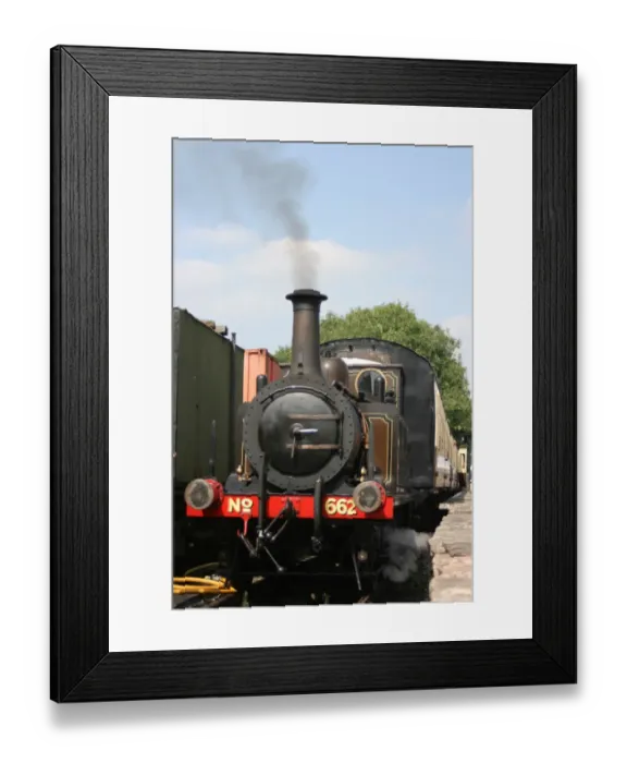 Framed Print : Wallingford station, Cholsey and Wallingford Railway, Oxfordshire, UK