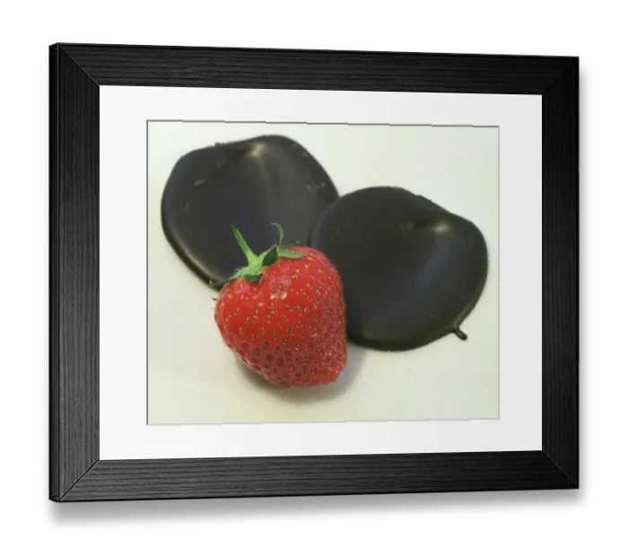 Framed Print : Strawberry with dark Valrhona chocolate