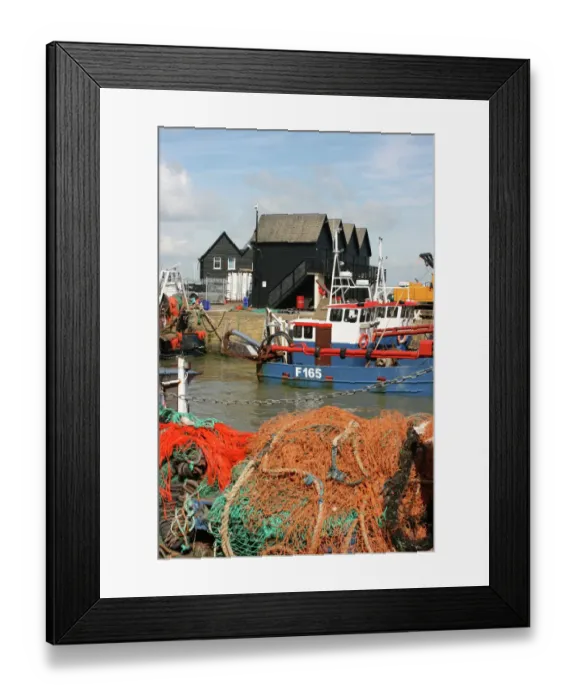Framed Print : Whitstable harbour, Kent Framed Print : Whitstable harbour, Kent