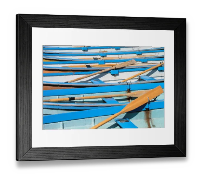 Framed Print : Rowing boats at Henley on Thames, Oxfordshire Framed Print : Rowing boats at Henley on Thames, Oxfordshire