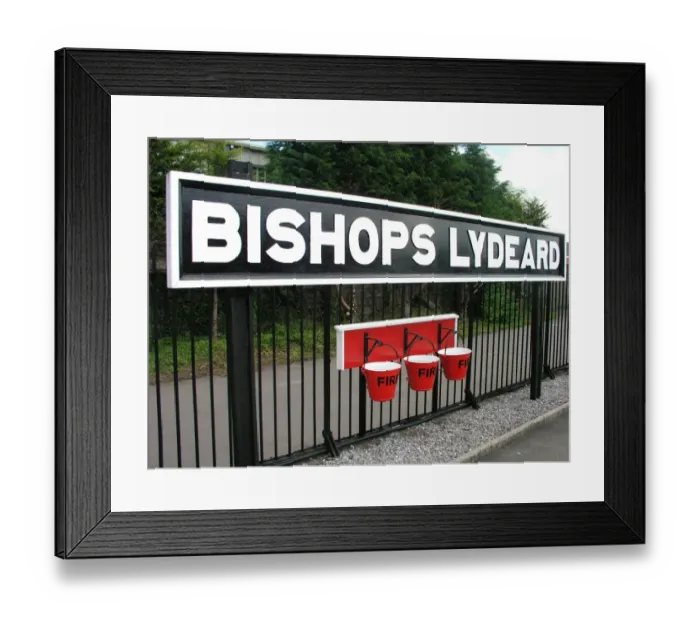 Framed Print : West Somerset Railway, Bishops Lydeard station