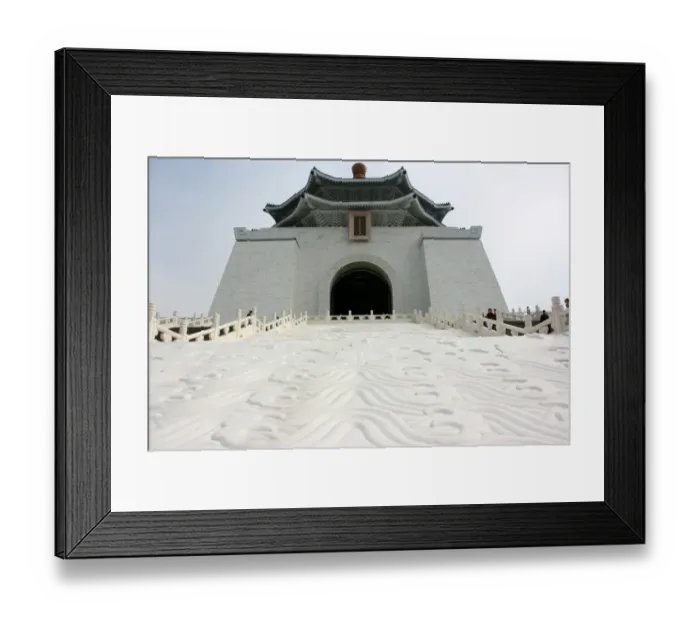 Framed Print : National Chiang Kai-shek Memorial Hall, Taipei City, Taiwan