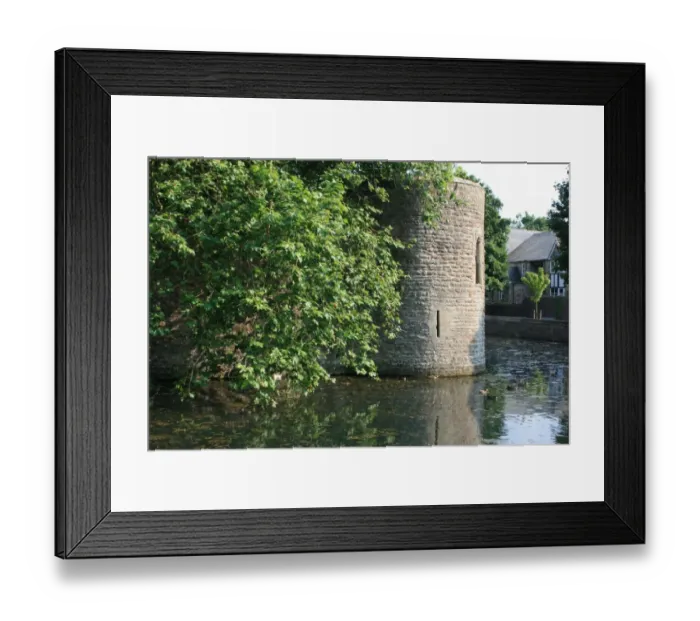 Framed Print : Bishops Palace, Wells Cathedral, Wells, Somerset, UK