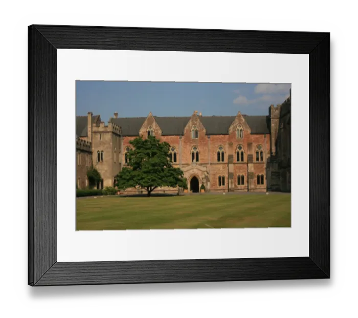 Framed Print : Bishops Palace, Wells Cathedral, Wells, Somerset, UK