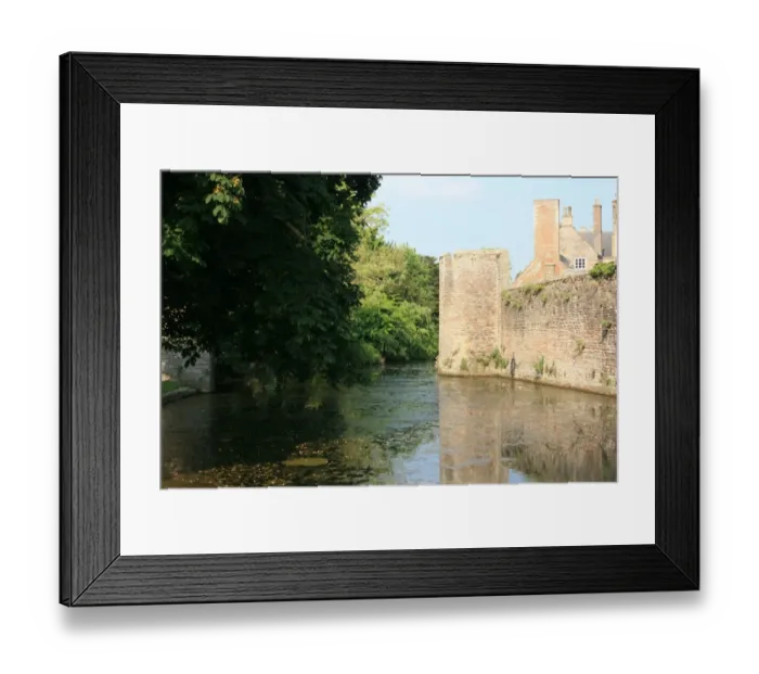 Framed Print : Bishops Palace, Wells Cathedral, Wells, Somerset, UK