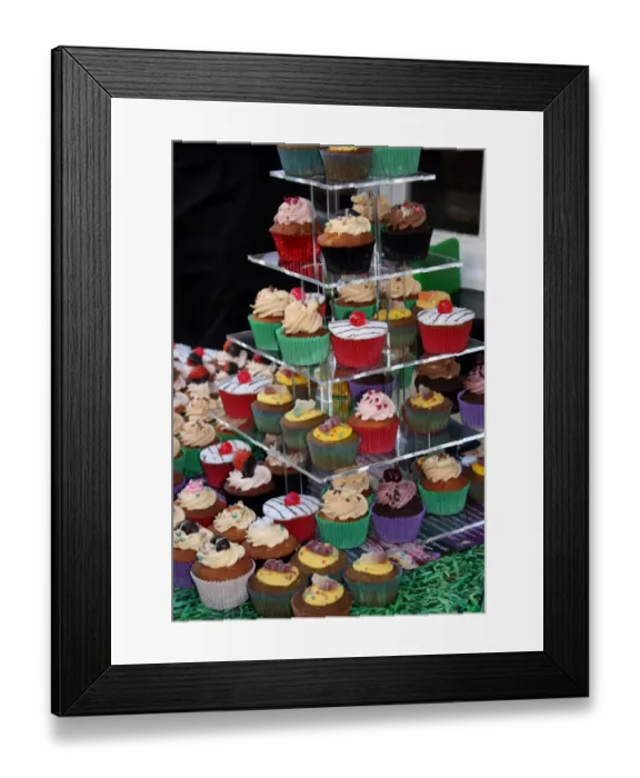 Framed Print : Cup cakes Framed Print : Cup cakes