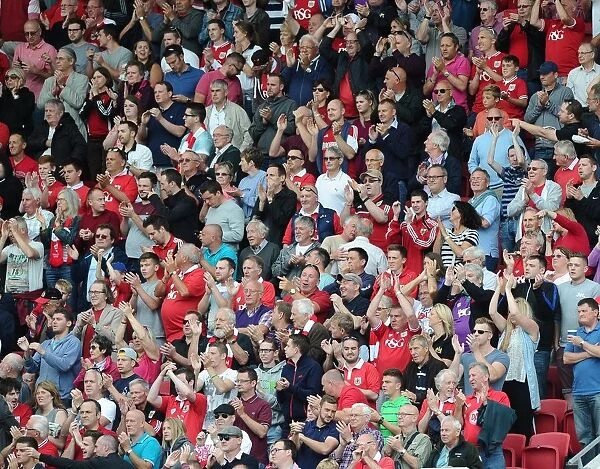 Passionate Bristol City Fans at Ashton Gate during Sky Bet Championship Match against Brentford (15 / 08 / 2015)