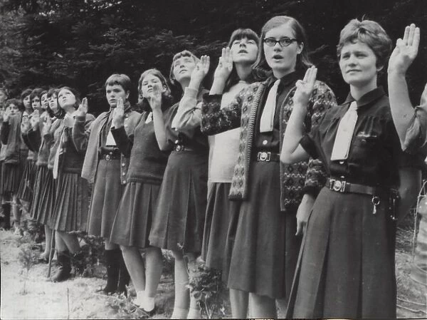 French and German girl guides at camp, France