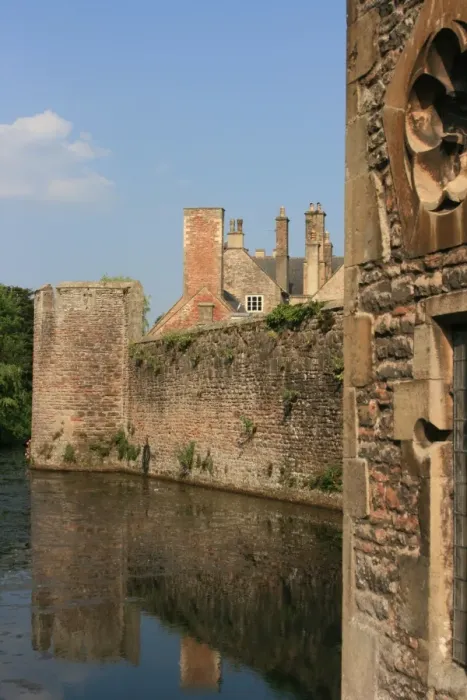 Framed Print : Bishops Palace, Wells Cathedral, Wells, Somerset, UK
