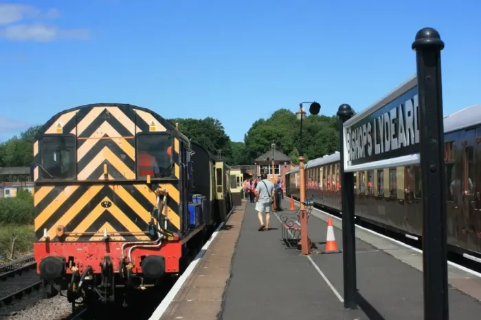 Framed Print : Diesel and The Quantock Belle at Bishops Lydeard, Somerset Framed Print : Diesel and The Quantock Belle at Bishops Lydeard, Somerset