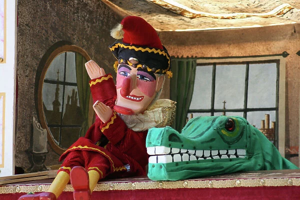 Mr Punch and the crocodile