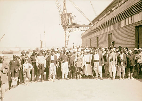 Palestine disturbances 1936 Head boatmen stevedores gathered