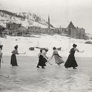 Ice hockey St Moritz 1900, Switzerland, men cross dressing