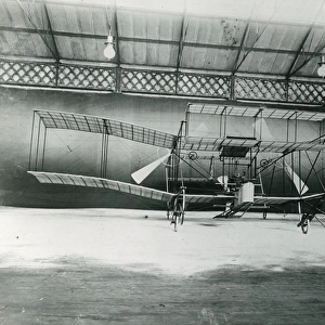 The Maxim 1910 biplane at Crayford, Kent
