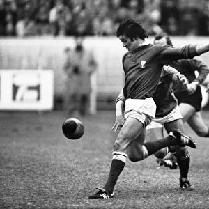 David Richards kicks ahead for Wales - 1979 Five Nations