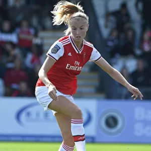 Arsenal's Leah Williamson in Action: Arsenal Women vs. West Ham United (WSL 2019-20)
