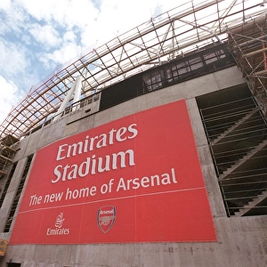 Building work at the New Stadium. Emirates Stadium, Islington, London, 4 / 7 / 05