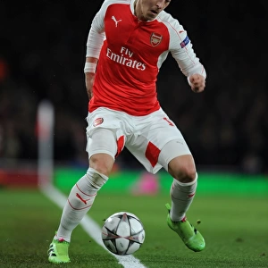 Mesut Ozil in Action: Arsenal vs. Barcelona, 2015/16 UEFA Champions League Round of 16, First Leg