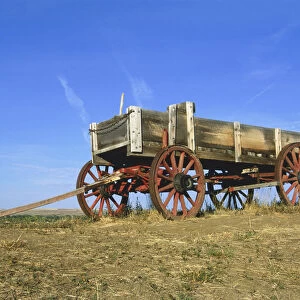 USA, Montana, traditional wooden wagon, long angle view