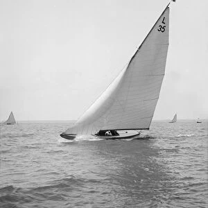 The 6-metre Lanka sailing close-hauled, 1914. Creator: Kirk & Sons of Cowes