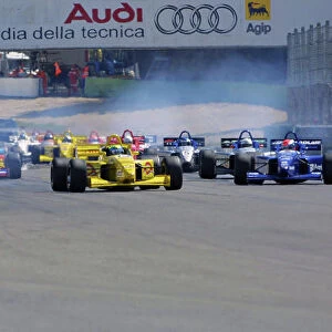 2001 European F3000 Championship Vallelunga, Italy. 22nd April 2001. Start of the race. World Copyright: Photo 4/LAT Photographic ref: 8. 9 mb Digital Image