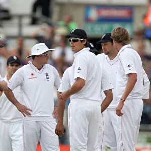 England Players Looking Puzzled