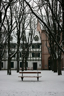 <b class=qtipBold><figcaption>Basel in winter, Switzerland</figcaption></b><br><em>© www.photoslot.com</em> Basel in winter, Switzerland