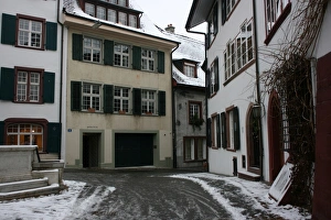 <b class=qtipBold><figcaption>Basel in winter, Switzerland</figcaption></b><br><em>© www.photoslot.com</em> Basel in winter, Switzerland