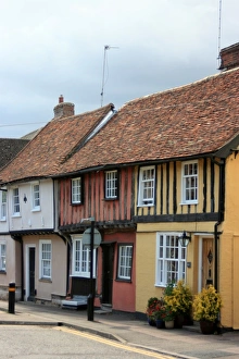 Cottage Prints: Coloured houses at Saffron Walden, Essex, UK