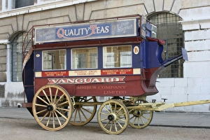 Transport Prints: Horse drawn vintage bus, London
