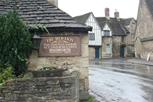 <b class=qtipBold><figcaption>Lacock, Wiltshire</figcaption></b><br>Lacock, Wiltshire For commercial use please contact Photoslot at website:photoslot email: info@photoslot skype: photoslot Lacock, Wiltshire