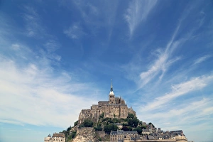 <b class=qtipBold><figcaption>Mont Saint-Michel, France</figcaption></b> Mont Saint-Michel, France