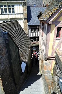 <b class=qtipBold><figcaption>Mont Saint-Michel, France</figcaption></b> Mont Saint-Michel, France